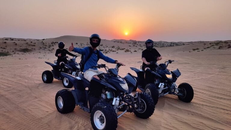 Quad au coucher du soleil